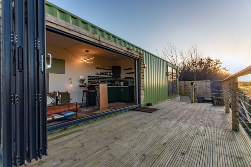 40ft container cabin glamping - container,