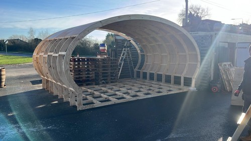 Oval glamping pod garden - glamping, room