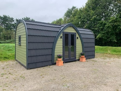 Composite glamping pod with - composite,